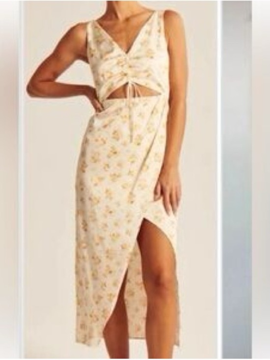 Abercrombie & Fitch Dresses & Skirts - Abercrombie Satin Floral Cutout Dress